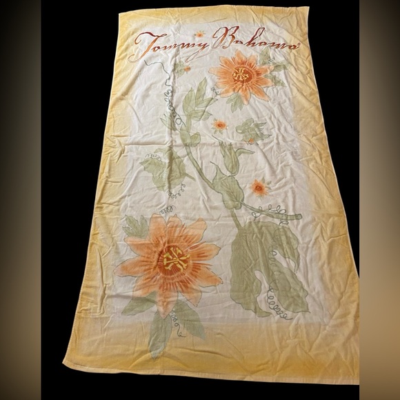 Tommy Bahama 🌻 Jumbo Collectible Beach Towel NWT - Picture 1 of 4
